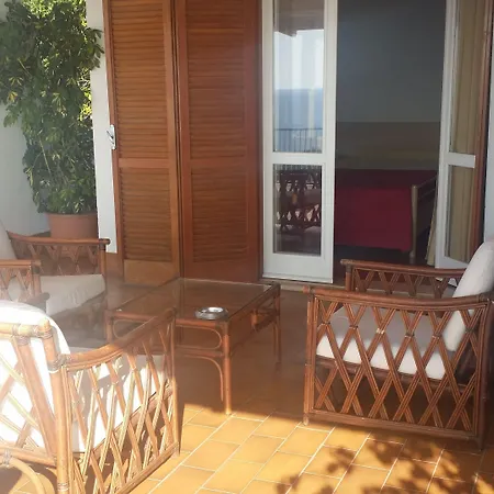 Betta Oda ve Kahvaltı 4*