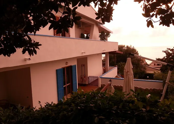 Betta Oda ve Kahvaltı 4*