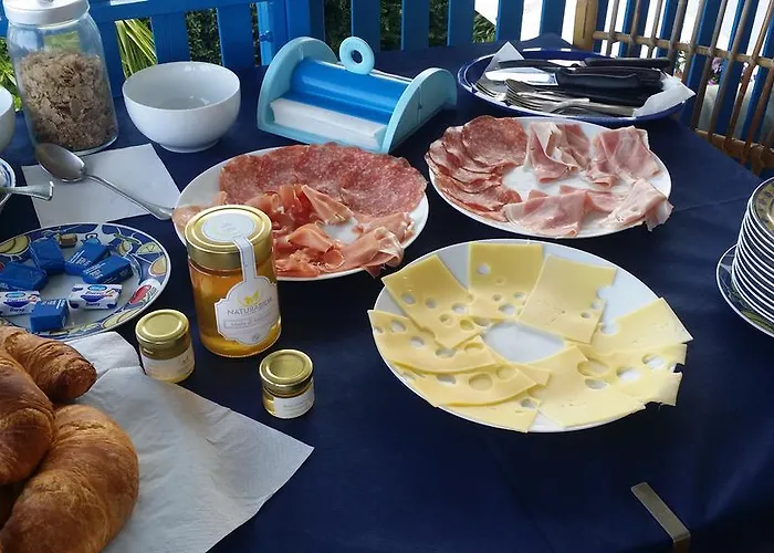 Oda ve Kahvaltı Betta 4*